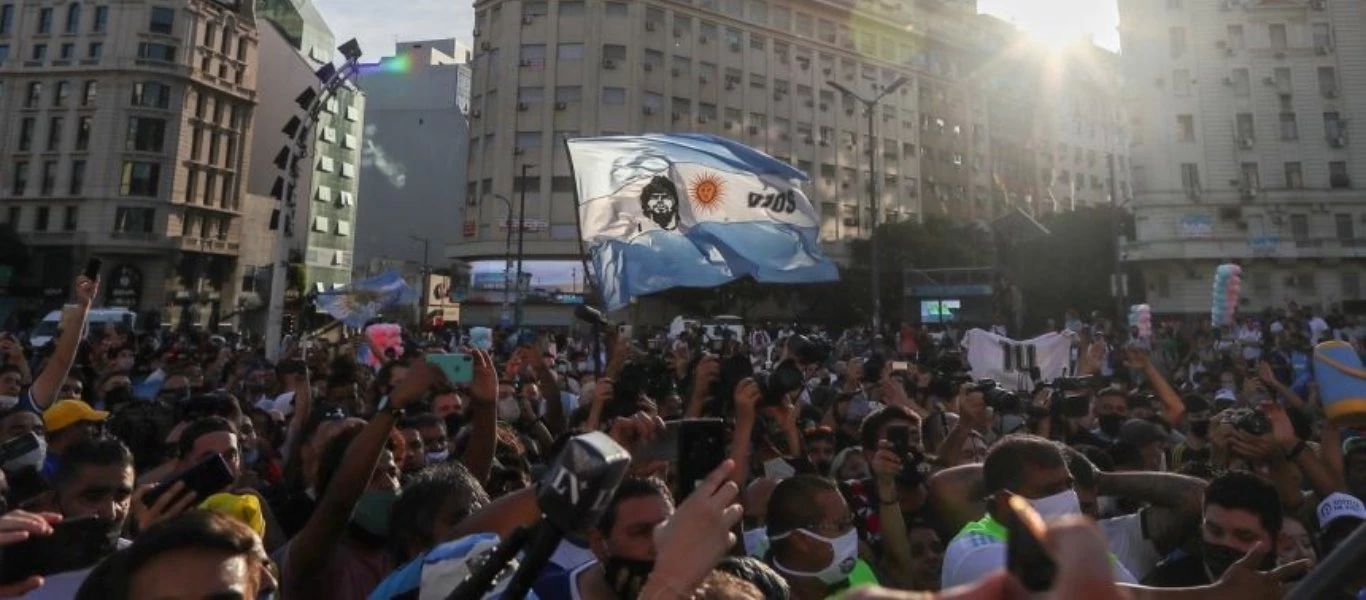 «Κοινωνική έκρηξη» για τον Ντιέγκο Μαραντόνα: «Τον σκότωσαν»